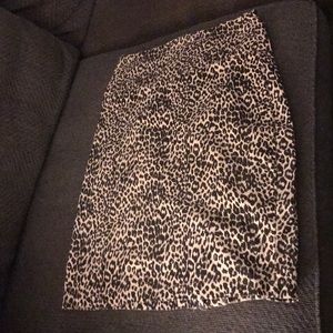 Leopard print pencil skirt